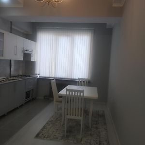 Comfort Apartment Bishkek Exterior photo