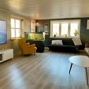 Spacious & Cosy Close To Center With Free Parking Torshavn Exterior photo