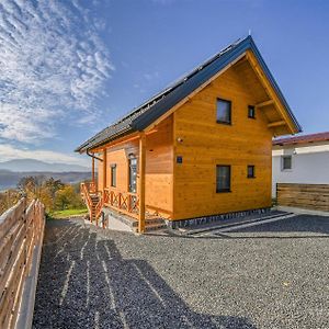 Awesome Home In Lovrecan With Sauna Lovrencan Exterior photo