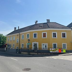 Gaestezimmer Euratsfeld Apartment Exterior photo