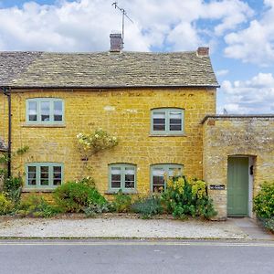 2 Bed In Bourton-On-The-Water 46677 Villa Exterior photo