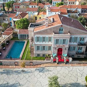 Naz Su Cunda Hotel Exterior photo