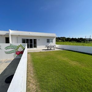 Kouri Base Noa Villa Exterior photo