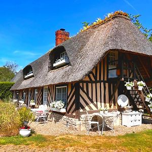 La Romance Et La Romanesque Bed & Breakfast Berville-sur-Mer Exterior photo