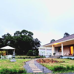 Villa Wodeyarmutt Tropical Luxury Living Sringeri Exterior photo