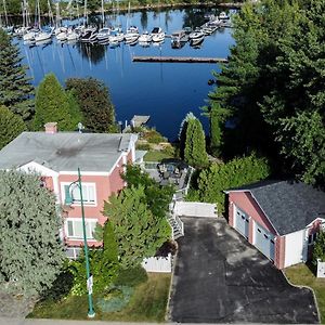 La Perle Rose Du Lac-St-Jean Villa Roberval Exterior photo