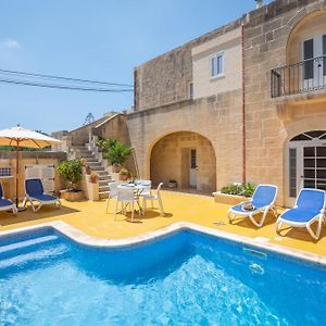 Dar Ta' Betta Farmhouse With Private Pool Villa Gharb  Exterior photo