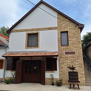 Zalan Vendeghaz Hotel Csaszartoltes Exterior photo