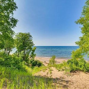 Calumet Township Cottage About 1 Mi To Lake Superior Exterior photo