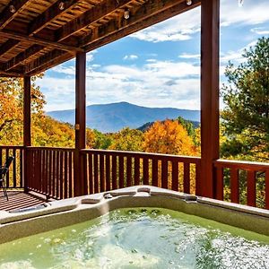 Private Mtn Views~ Movie Theater~Hottub~Pool Table Villa Sevierville Exterior photo