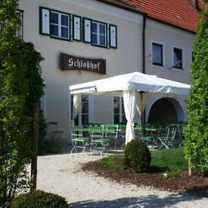 Schlosshof Anno 1743 Hotel Wolnzach Exterior photo