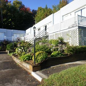 Motel Clair Mont Sainte-Agathe-des-Monts Exterior photo