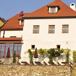 Gaestehaus Turm Wachau Hotel Weissenkirchen in der Wachau Exterior photo