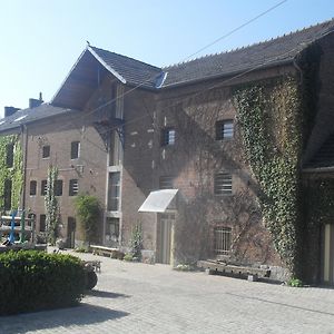 B&B Le Moulin De Fernelmont Forville Exterior photo