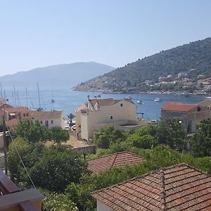 Moustakis Hotel Agia Efimia Exterior photo