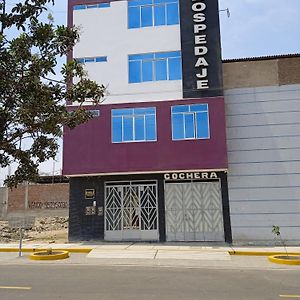 Hospedaje Feliz Hotel Chimbote Exterior photo