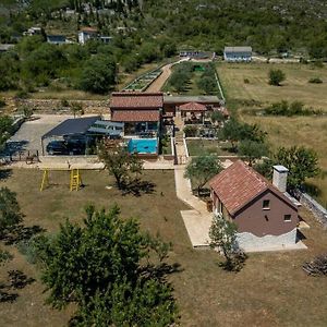 Beautiful Rustic Holiday Home With A Private Pool Divojevici Exterior photo
