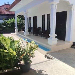 Guest House T Sari Panji Exterior photo