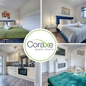 3 Bedroom Luxe Living For Contractors And Families By Coraxe Short Stays Dudley Exterior photo
