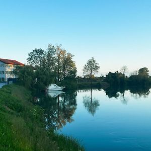 Jesolo Luxury Suites Exterior photo