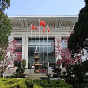 Lian Yun Hotel Côn Minh Exterior photo