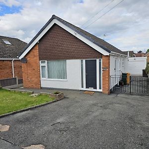 Modern Spacious Walking Distance To Castle & Town Villa Abergele Exterior photo