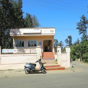 Aishwaryam Inn Yercaud Exterior photo