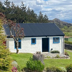 Unique Old Stone Cottage Killarney Exterior photo
