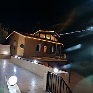 سرايا عجلون Villa Ain Janna Exterior photo