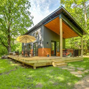 Modern Hersey Tiny Home With Private Hot Tub! Evart Exterior photo