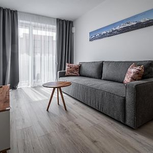 Tatra Suites Apartment Living Park Svit Exterior photo