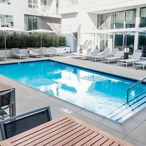 Luxury 1Br Pool, Gym, Rooftop And Prime Location Glendale Exterior photo