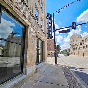 Cozy Studio At The Historic Inman Apartment Champaign Exterior photo