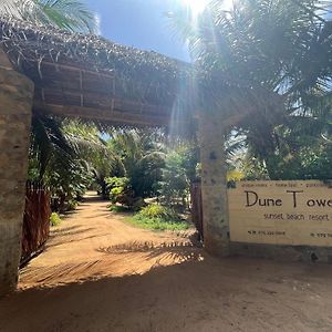 Dune Towers Hotel Kalpitiya Exterior photo