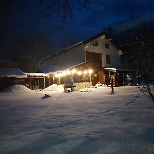 Il Posto Del Ciliegio Selvatico Bed & Breakfast Cavaliere  Exterior photo