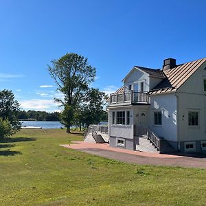 House By The Ocean In Mariehamn Villa Exterior photo
