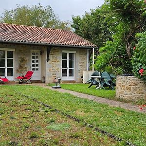 Le Cottage Des Mesanges Villefranche-de-Rouergue Exterior photo