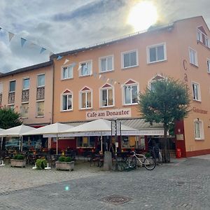 Cafe Am Donautor Hotel Kelheim Exterior photo