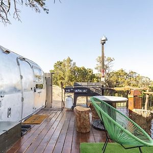 Silver Bullet Airstream, El Mistico Glamping Ranch Villa Nogal Exterior photo