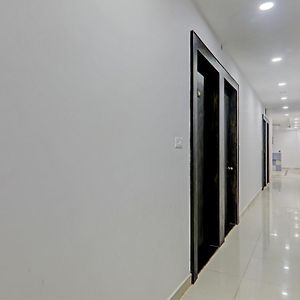 Oyo Flagship The Vindh Hotel Gorakhpur Exterior photo