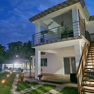 Casa Blanca - White House Apartment Cabarete Exterior photo