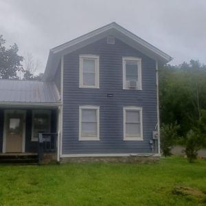 Old Farmhouse With Hot Tub In The Finger Lakes Villa Horseheads Exterior photo