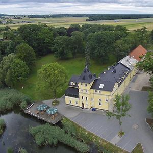 Palac Lucja Bb Hotel Zakrzow  Exterior photo