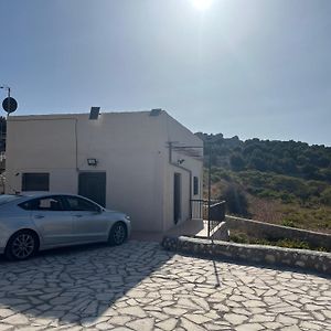 Mnzl Mstkl Lkdaa Ajml Alaoukat Bjbal Ajlon Villa Ajloun Exterior photo