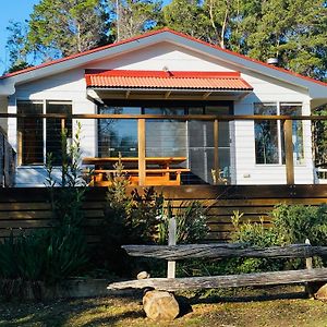 Fully Fenced, Wrap Around Decks, Water On 3 Sides Villa Lunawanna Exterior photo