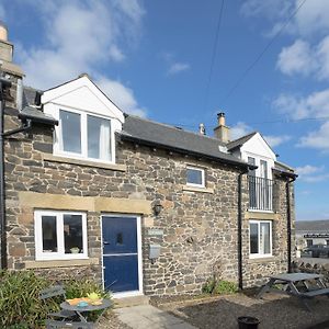 Cuthbert Cottage Craster Exterior photo