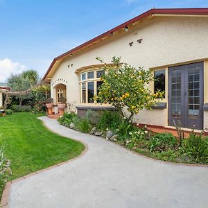 Montague Manor - Wellington Holiday Home Lower Hutt Exterior photo