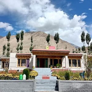 Mountain Majesty Guest House Ladakh By Lexstays Thung lũng Thung lũng Nubra Exterior photo