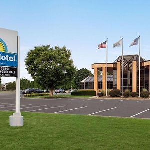 Days Hotel By Wyndham Allentown Airport / Lehigh Valley Exterior photo