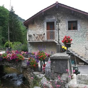 Gite Du Pressoir Villa Cerdon  Exterior photo